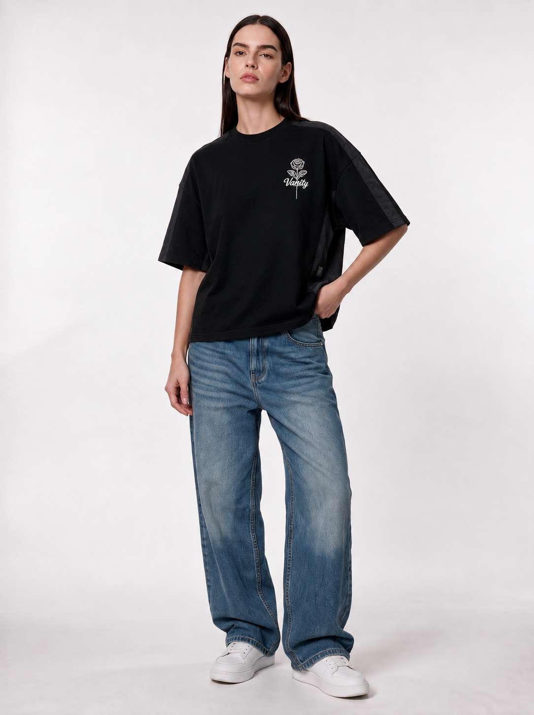 Rose Graphic T-Shirt Relaxed Fit - Santos
