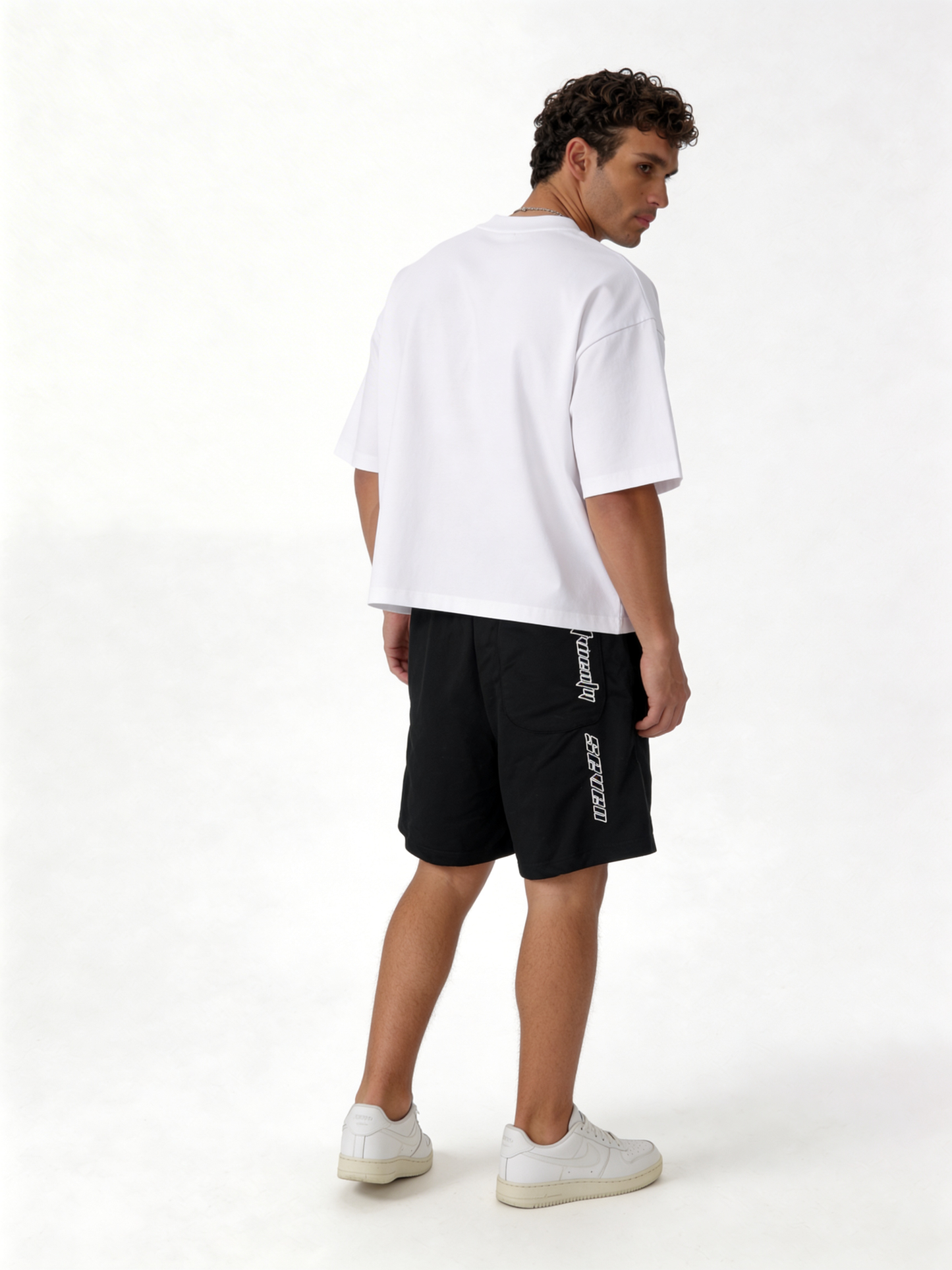 Relaxed Technical Mesh Essential Shorts - 27