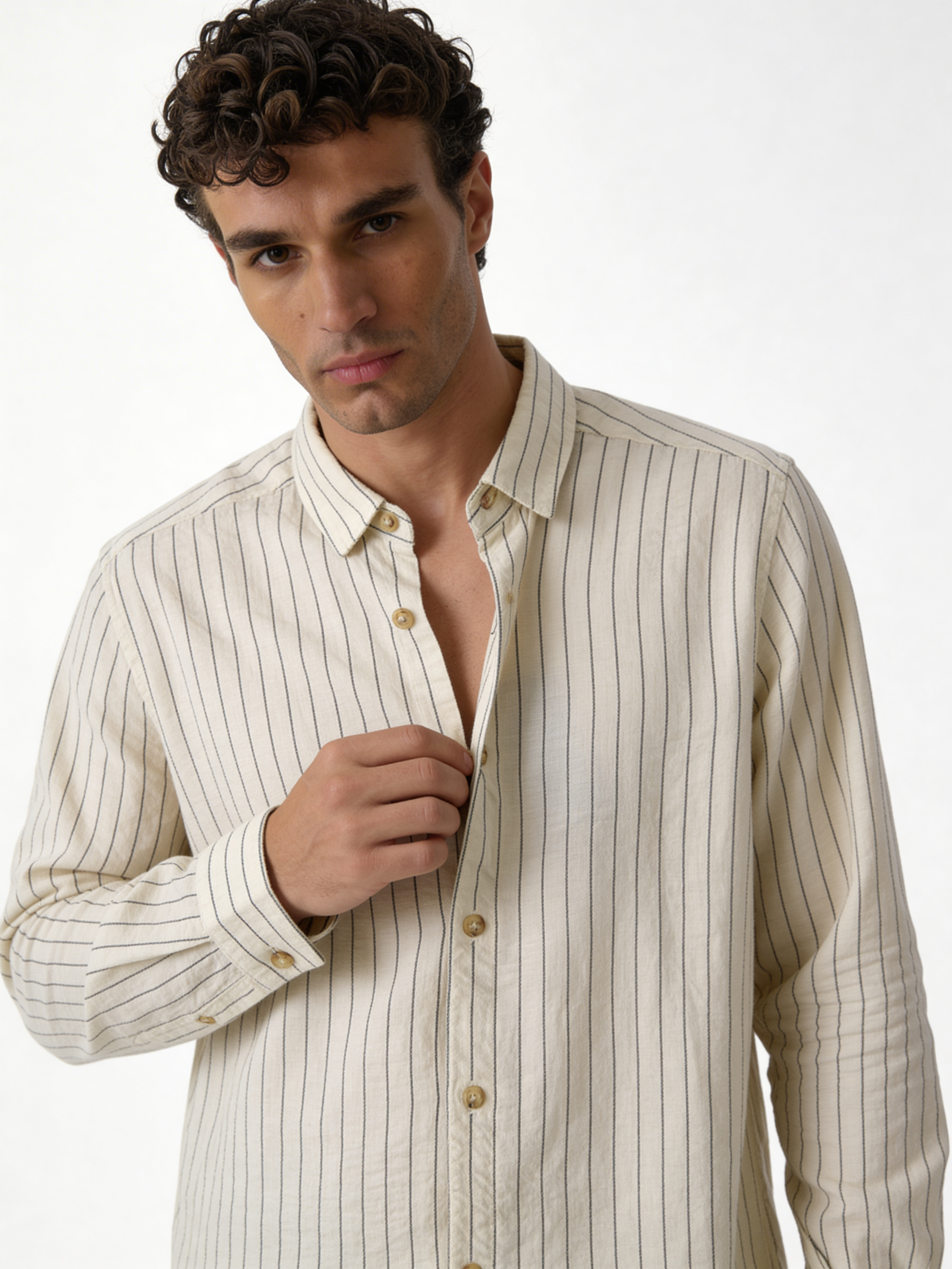 Relaxed-Fit Pinstripe Linen-Cotton Long Sleeve Shirt - lusso