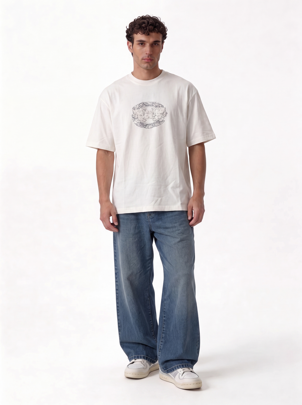 Graphic Emblem T-Shirt Oversized Fit - Vega