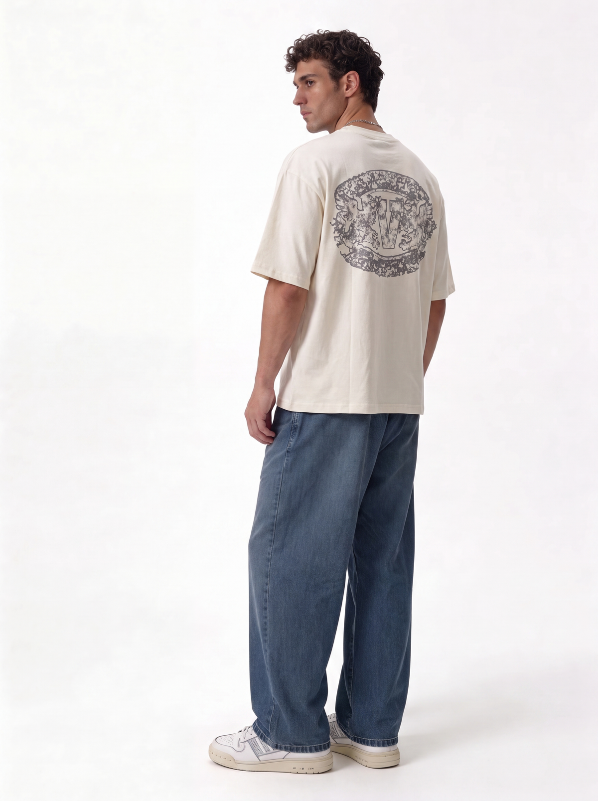 Graphic Emblem T-Shirt Oversized Fit - Vega