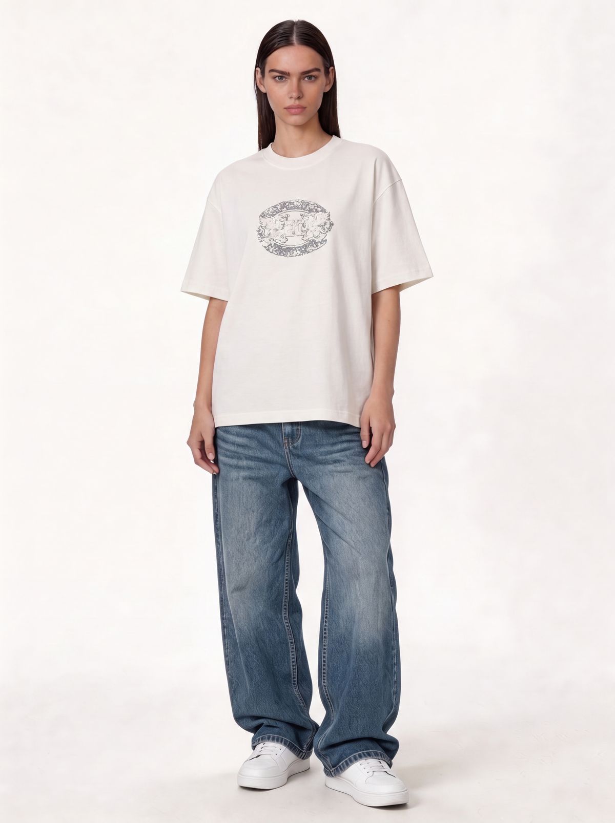 Graphic Emblem T-Shirt Oversized Fit - Vega