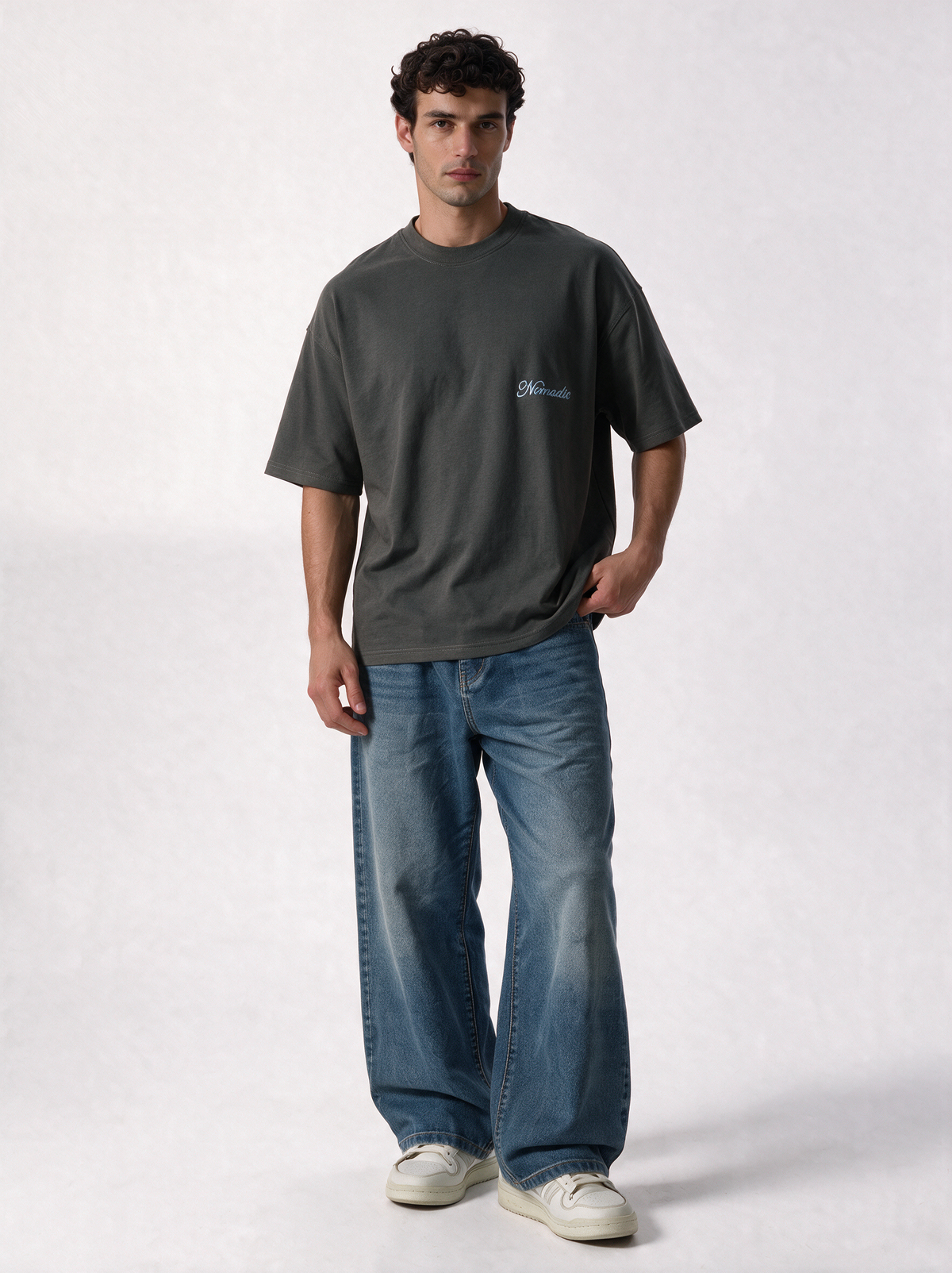 Nomadic Embroidered T-Shirt Regular Fit - JE-X