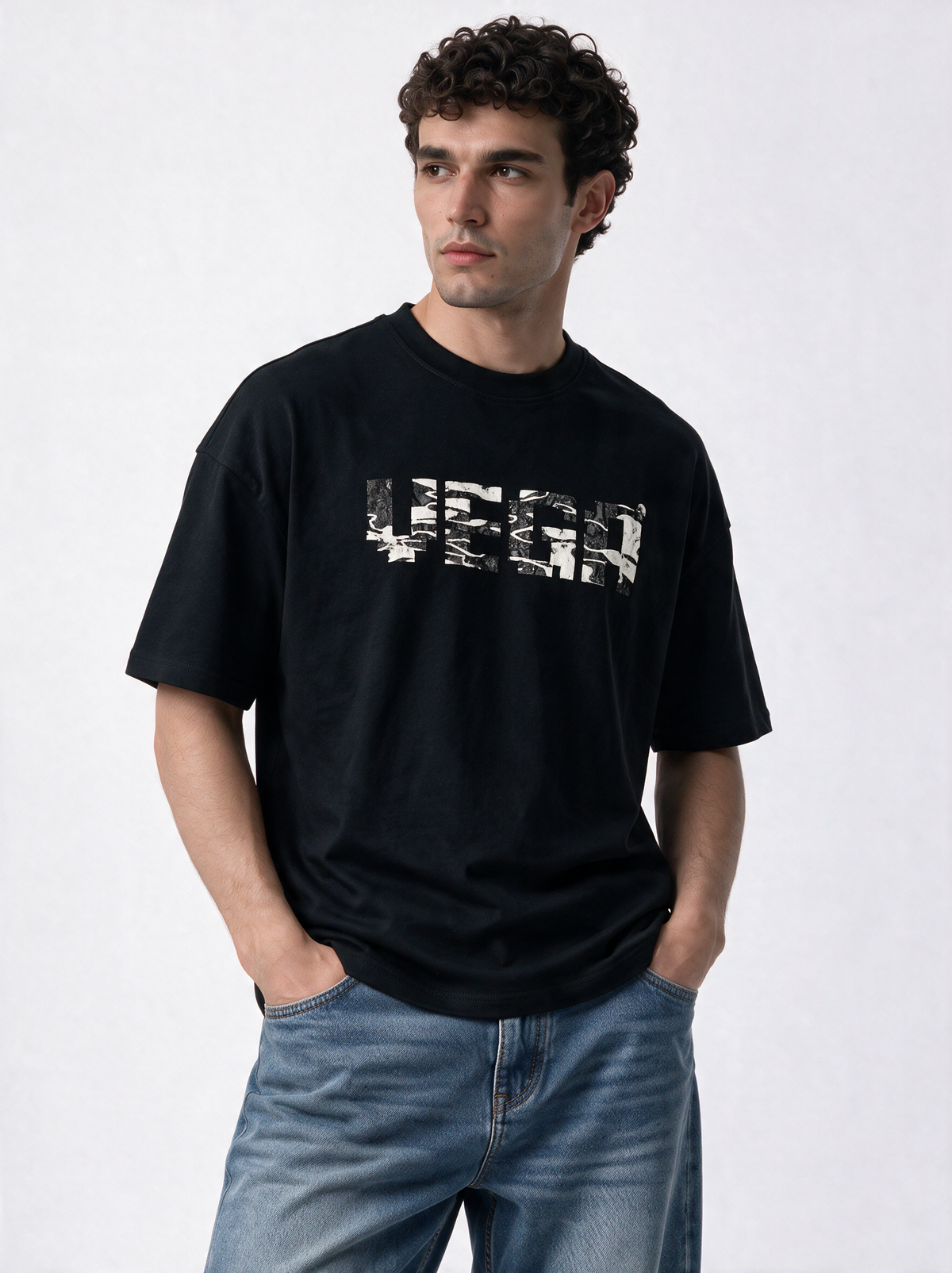 Distressed Graphic T-Shirt Knit Relaxed Fit - VEGA