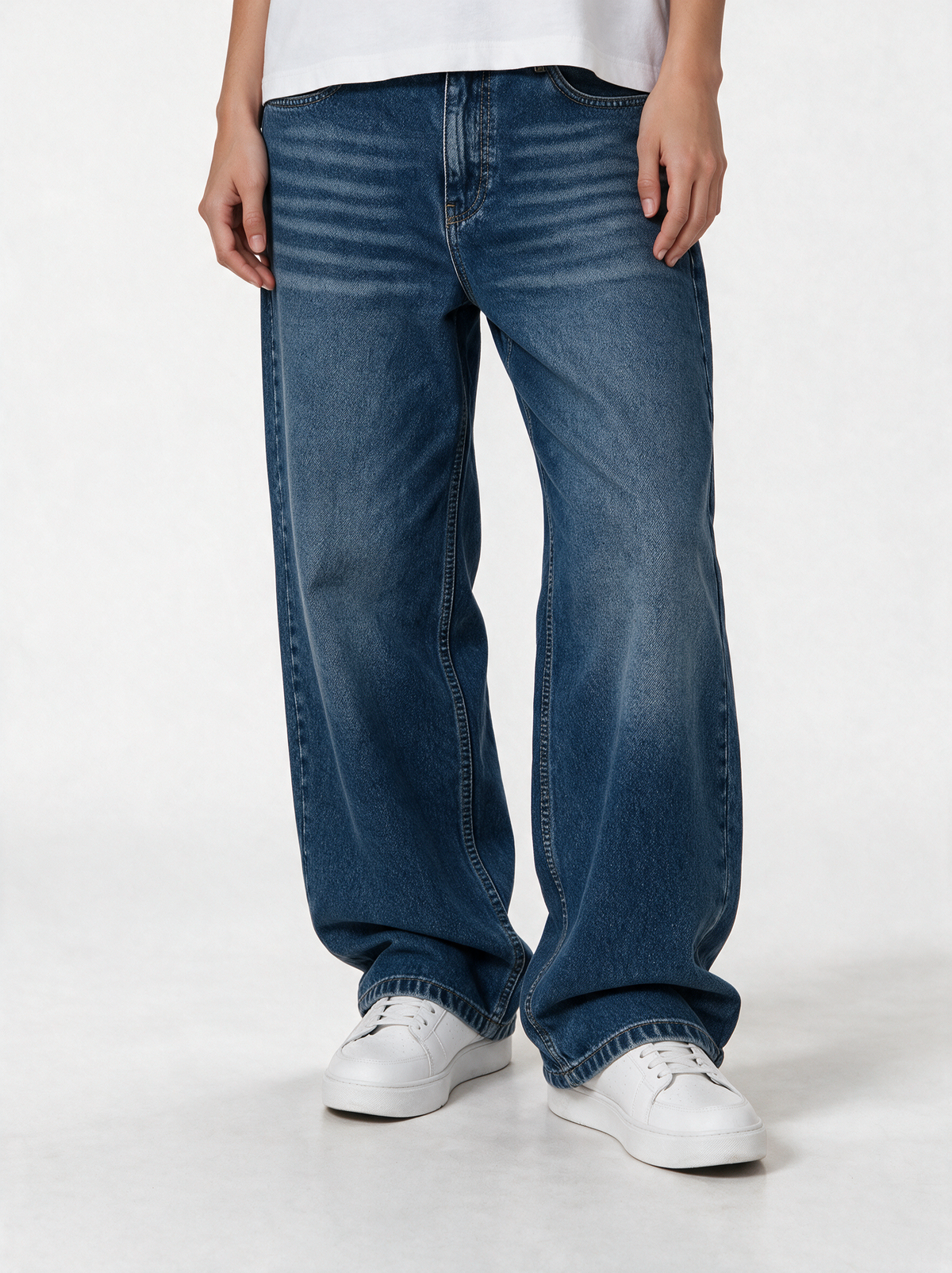 Classic Five-Pocket Jeans Denim Wide Leg - JEANETICS