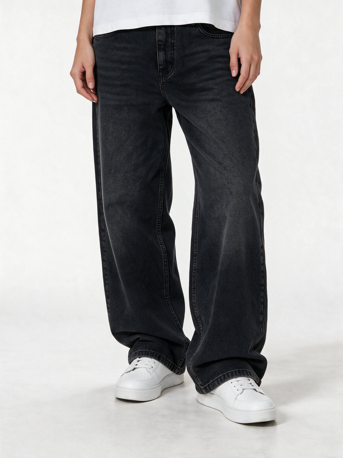Classic Five-Pocket Jeans Denim Wide Leg - JEANETICS