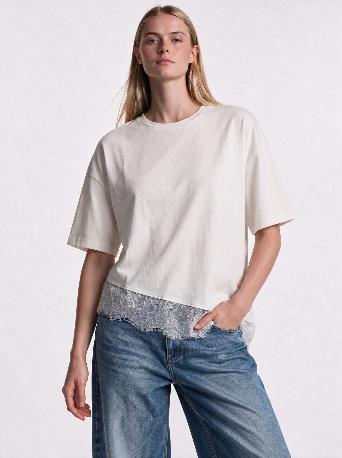 Lace-Trim T-Shirt Knit Boxy Fit - Eighties