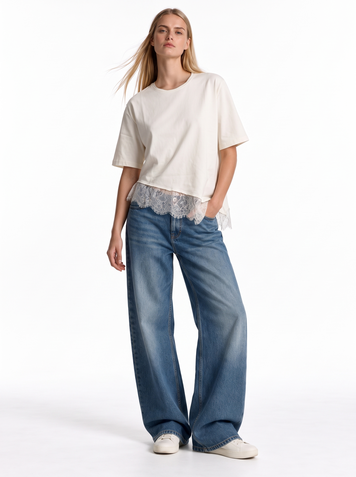 Lace-Trim T-Shirt Knit Boxy Fit - Eighties