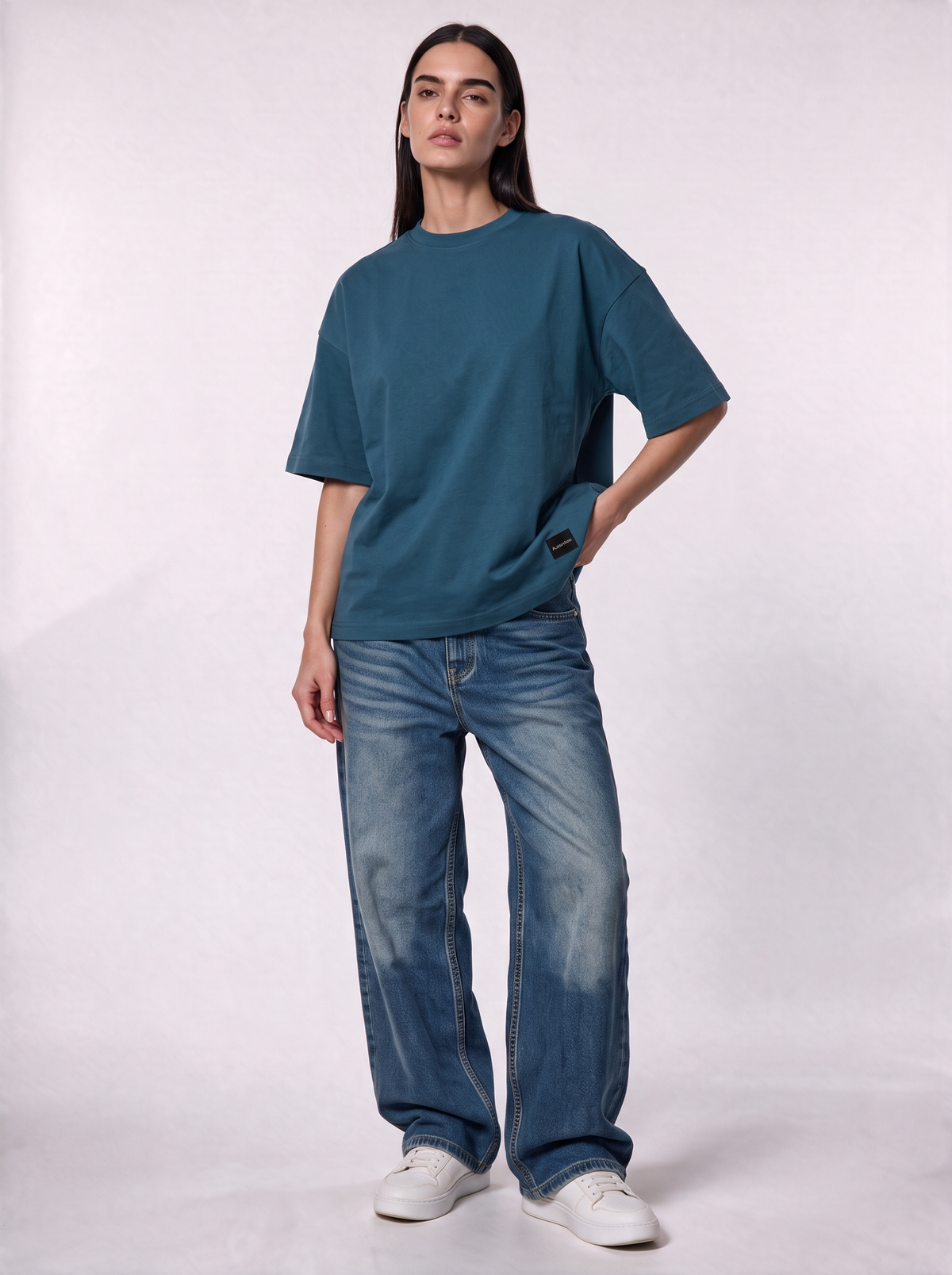 Minimal Crew Neck T-Shirt Knit Relaxed Fit - Autentico