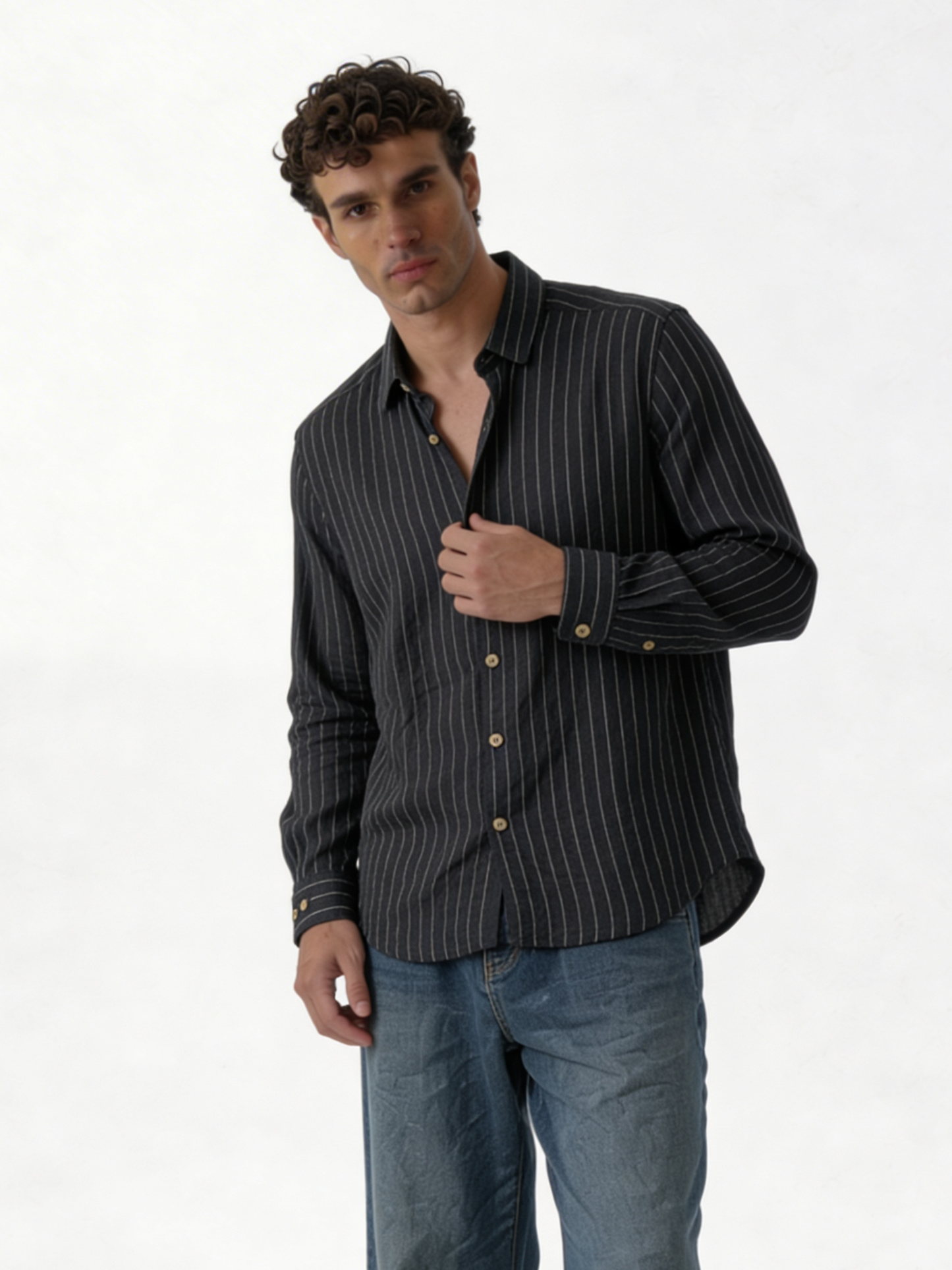 Relaxed-Fit Pinstripe Linen-Cotton Long Sleeve Shirt - lusso